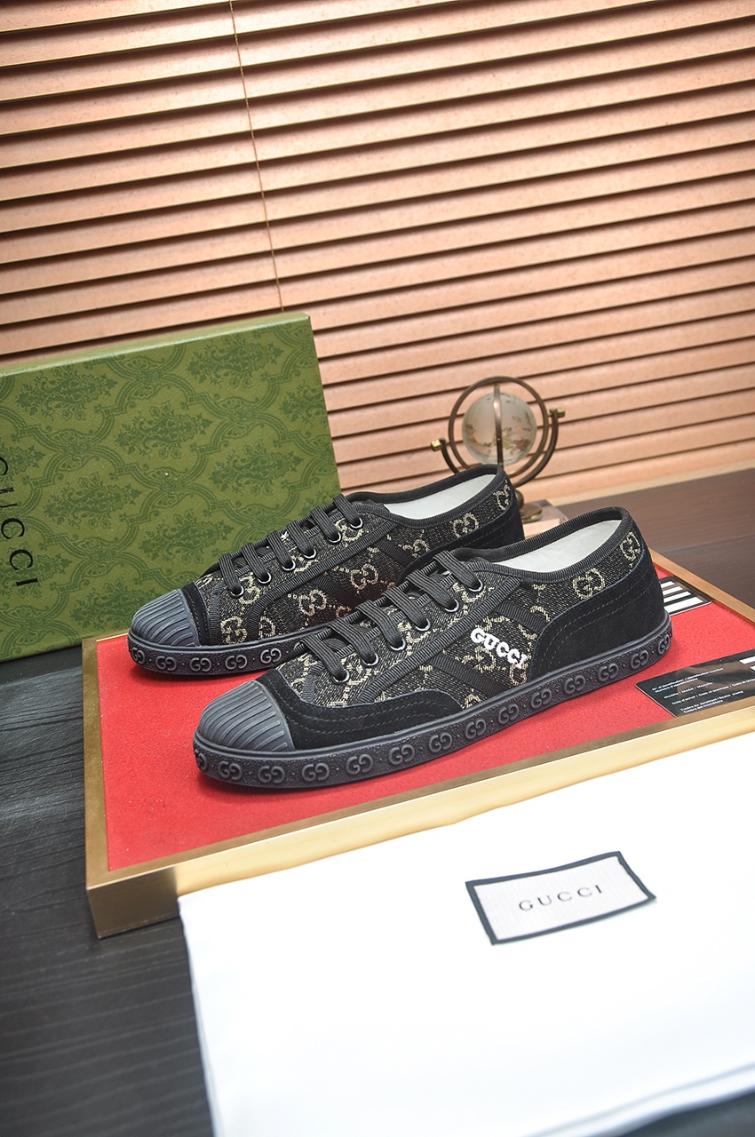 TOP GUCCI Men's SNEAKER-Black