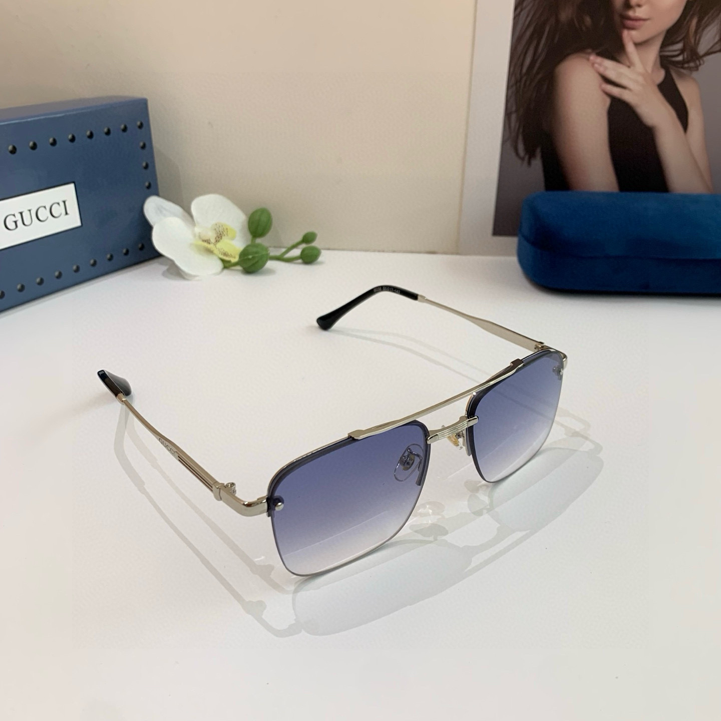 TOP Gucci  Sunglasses  - 4 Color