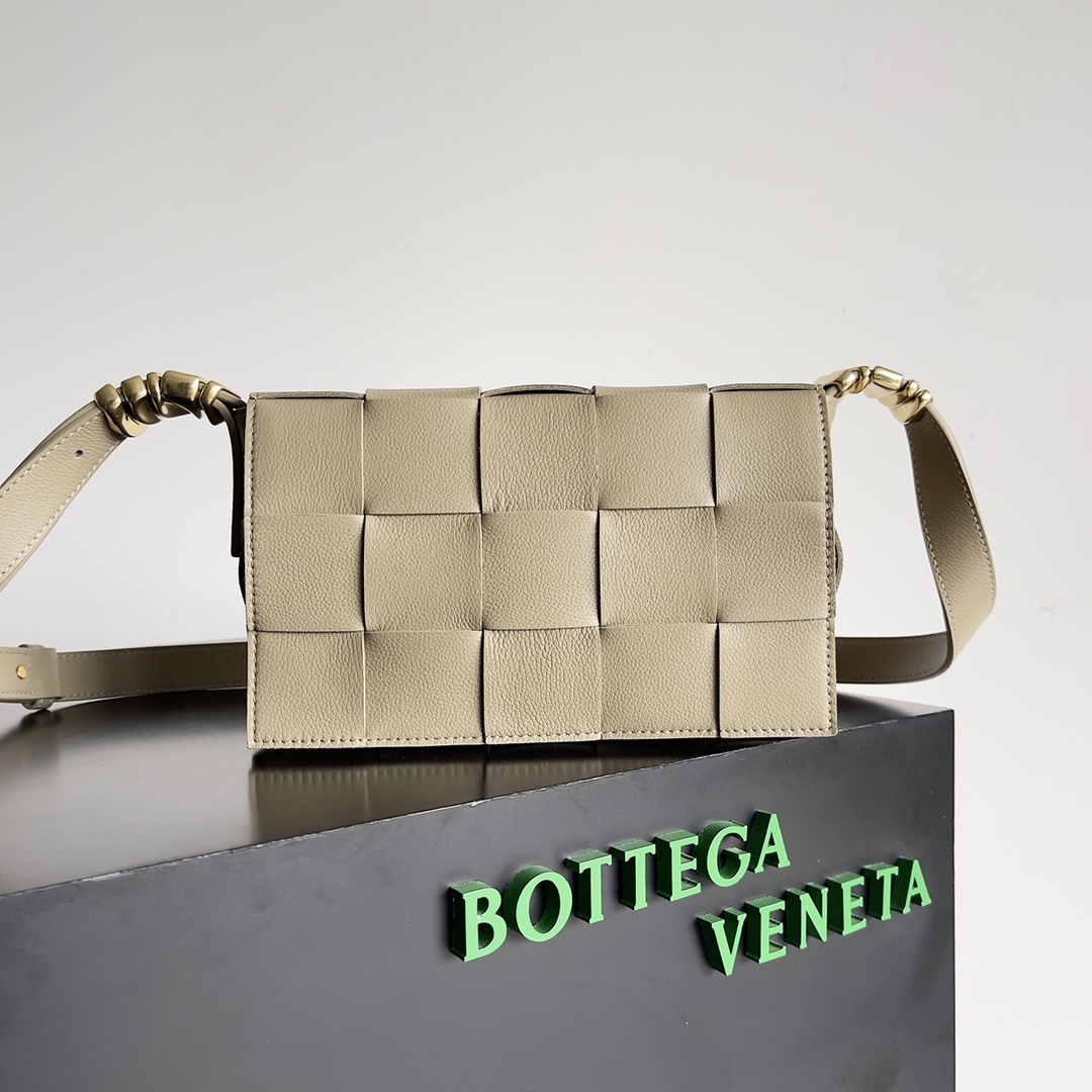 TOP Bottega Veneta BV Cassette Bags- 2 Color