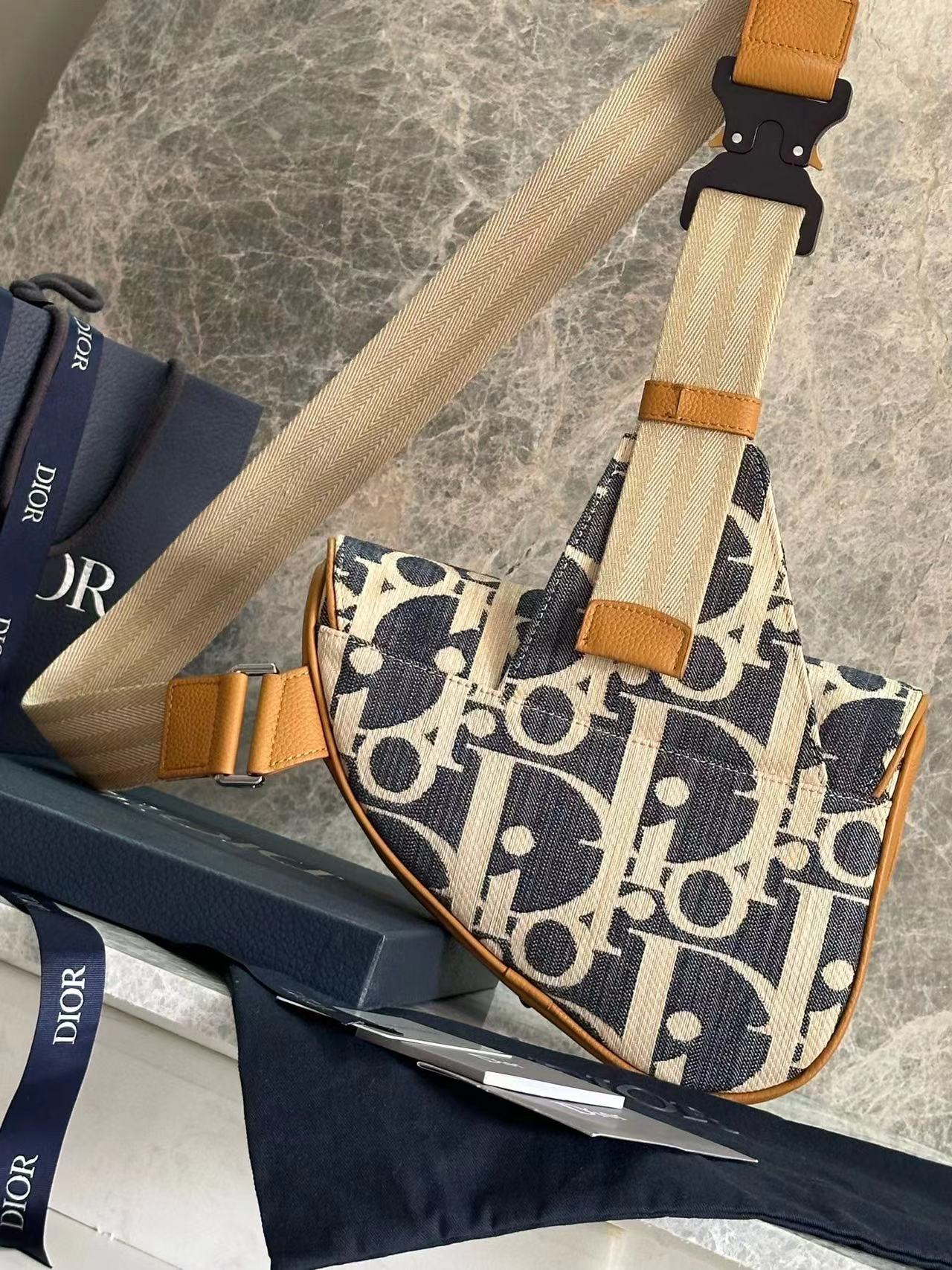 TOP Christian Dior Saddle Bag Raffia 27x20x5cm - Blue and Beige