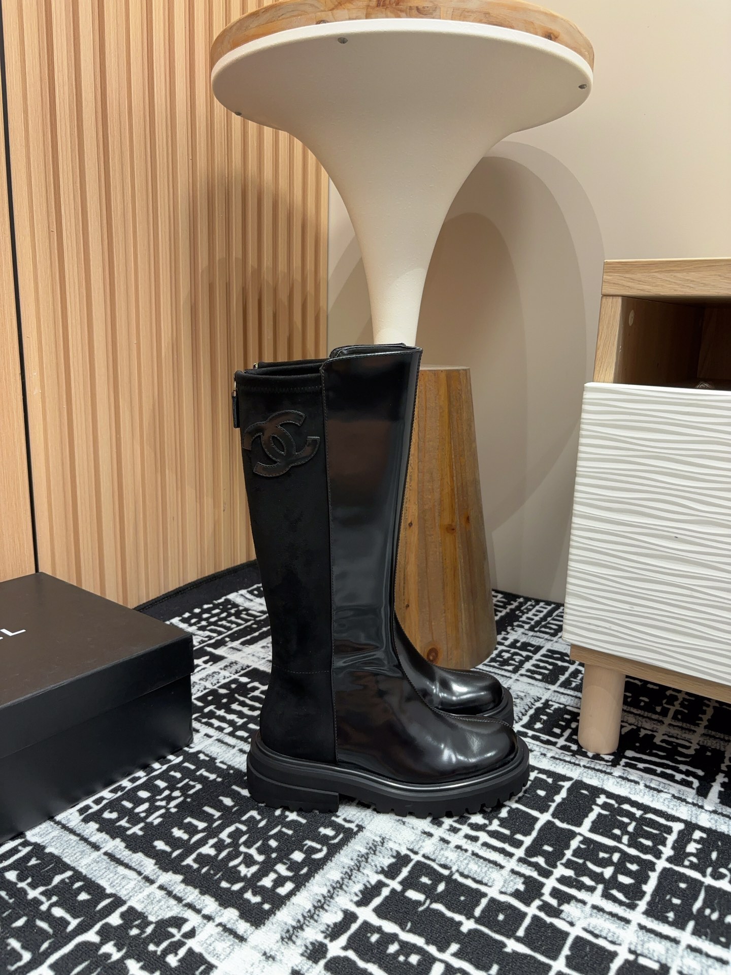 TOP CHANEL Paneled Platform High-calf Boots - Black