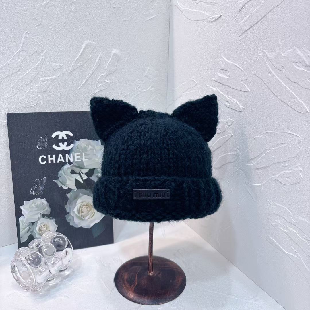 TOP Miu Miu Cat Ear Knitted Hat - 4 Colors