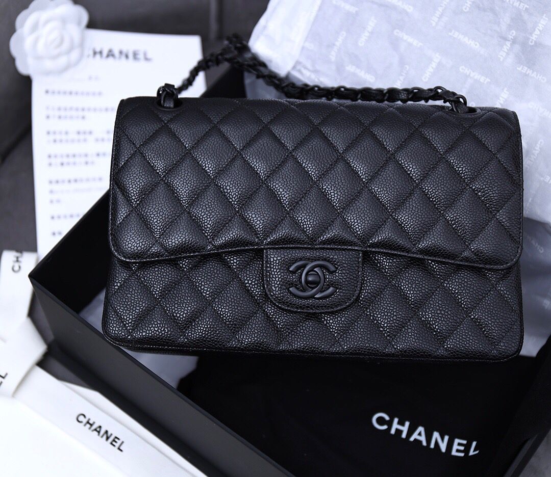 TOP CHANEL Classic Flap Bag Caviar Medium 25.5cm – All Black