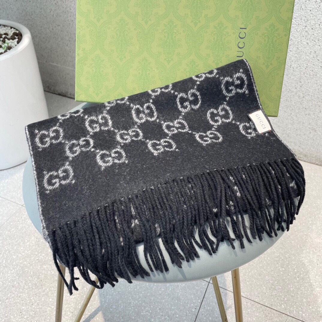TOP GUCCI GG Letter Jacquard Scarf 32x180cm - Black