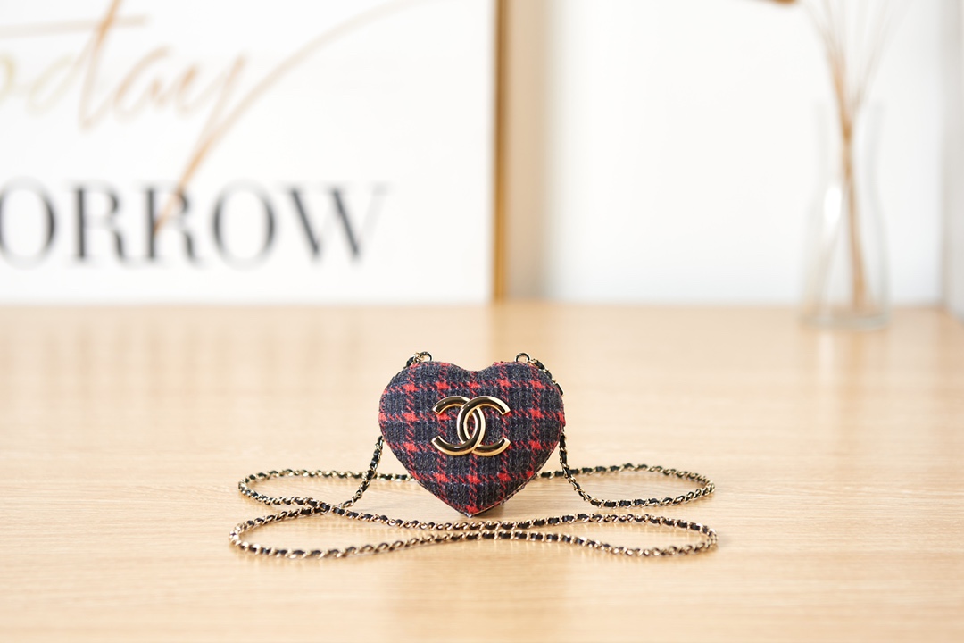 TOP CHANEL Mini Cosmetic Box Bag - 4 Color