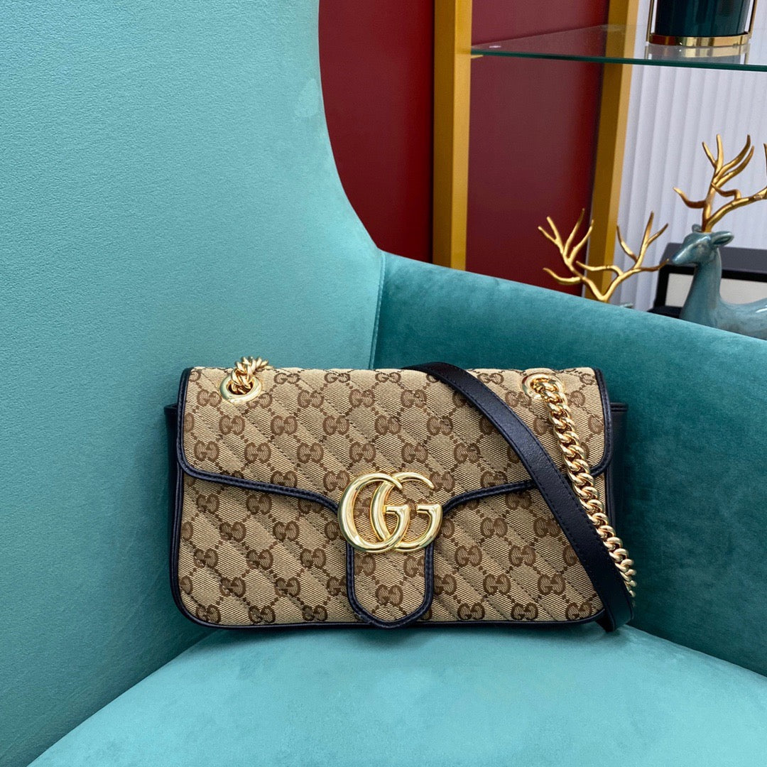 TOP GUCCI GG Marmont Bag Matelasse Canvas Small 26cm - Black
