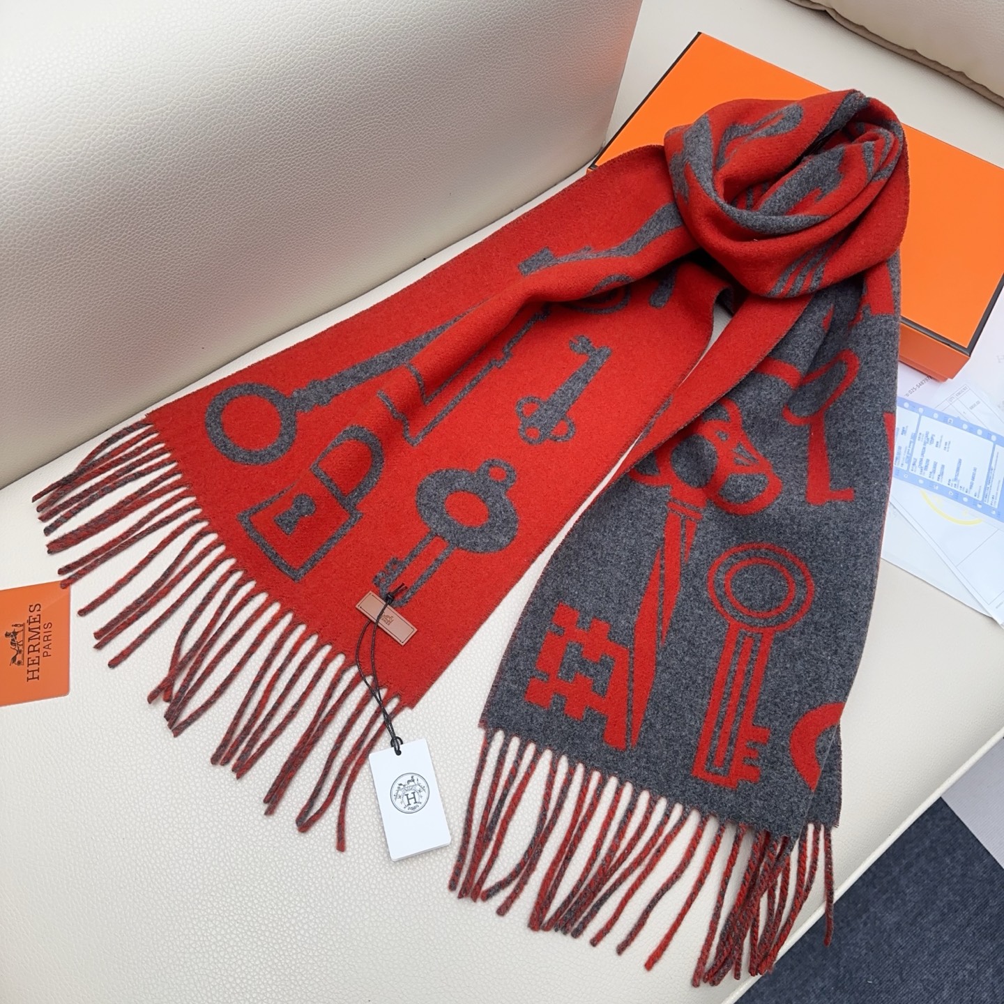 TOP HERMES Casaque Porte-Clefs Cashmere Scarf 30x180 cm - Red and Gray