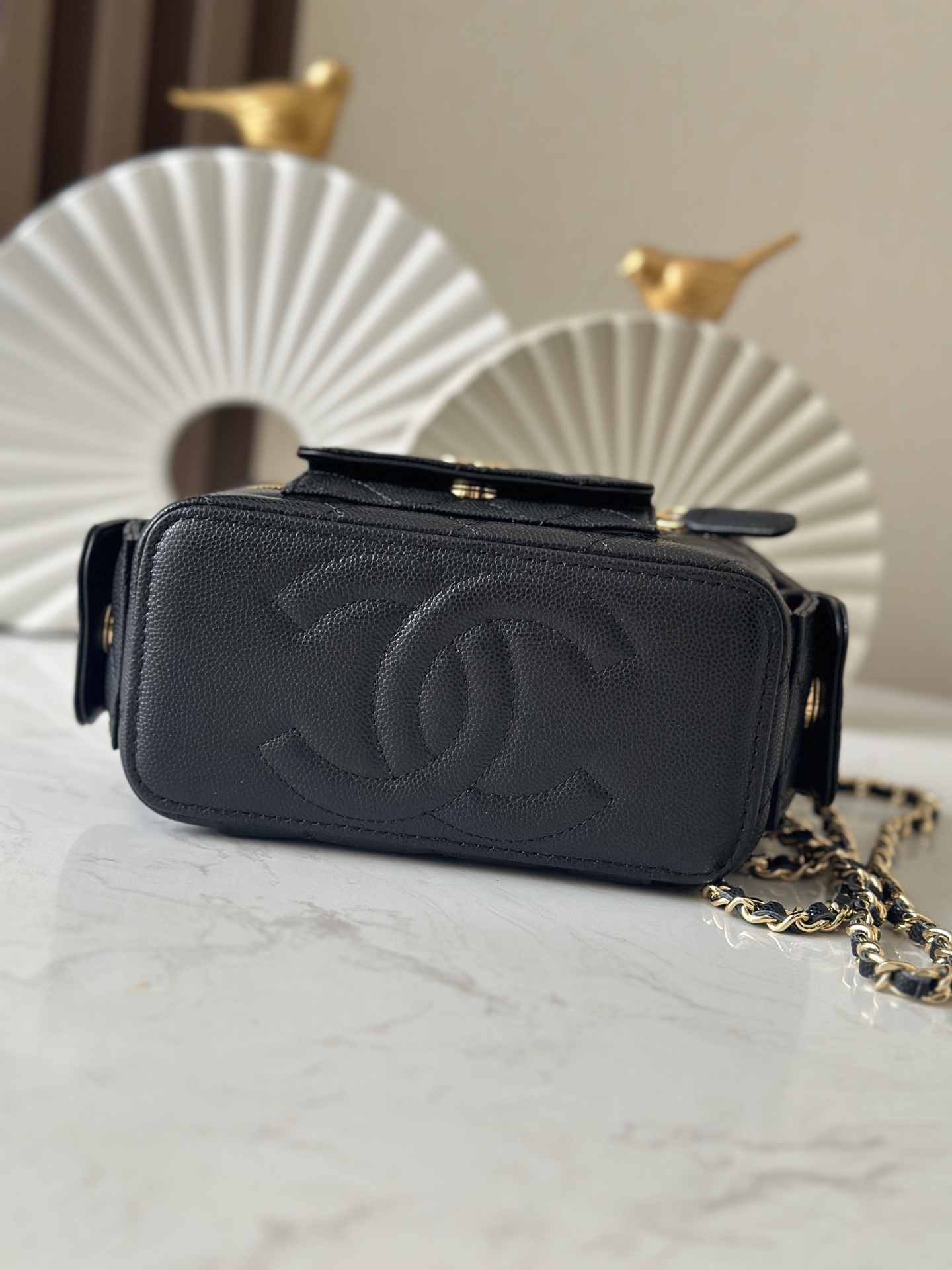 TOP CHANEL Vanity Case Bag 17cm - Black