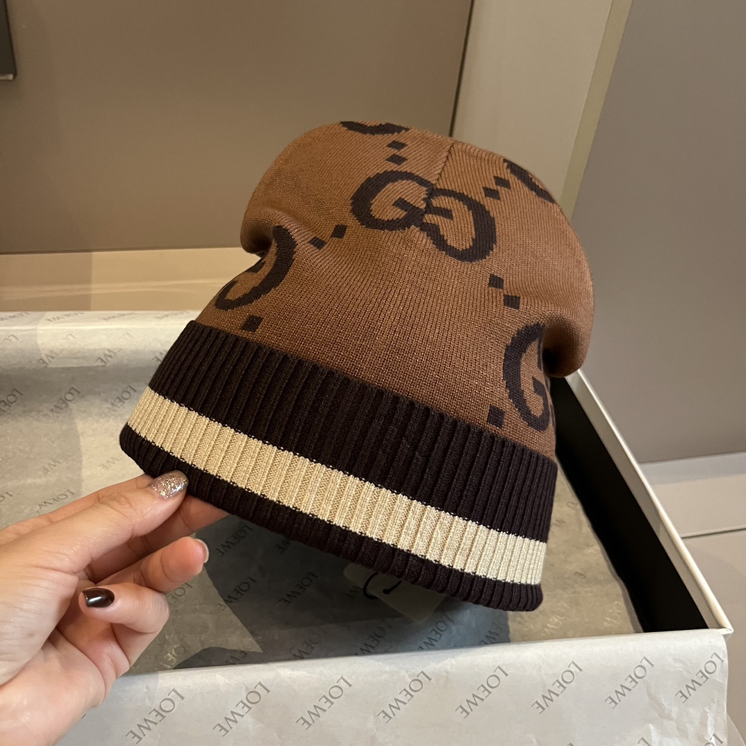 TOP GUCCI Knitted Woolen Hat - Brown