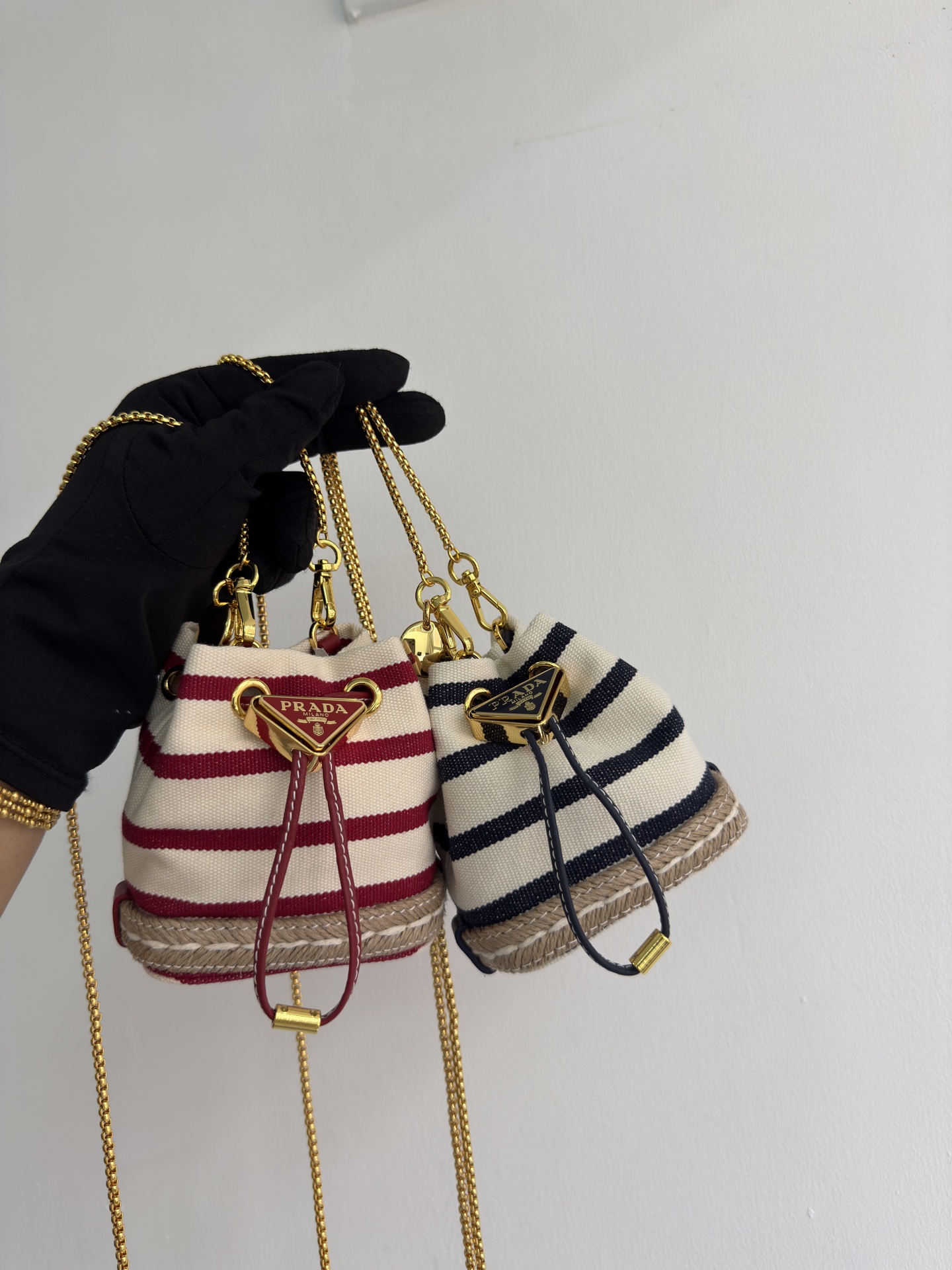 TOP PRADA Buckle Handbag 9 x 9.5 x 6 cm - 2 Color