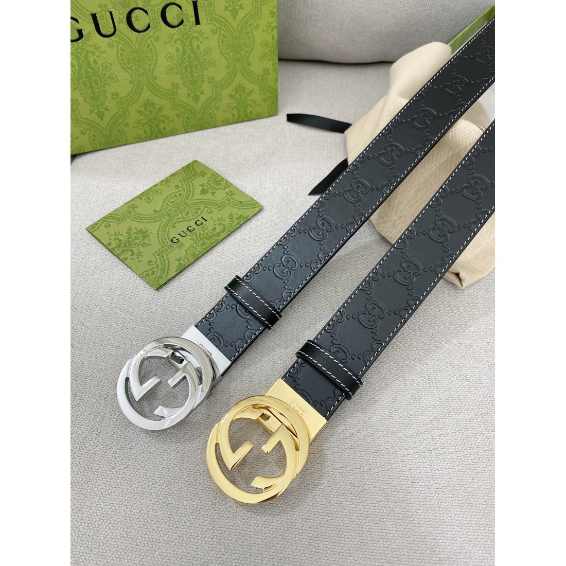 Gucci Cowhide Embossed Pure Steel 35MM