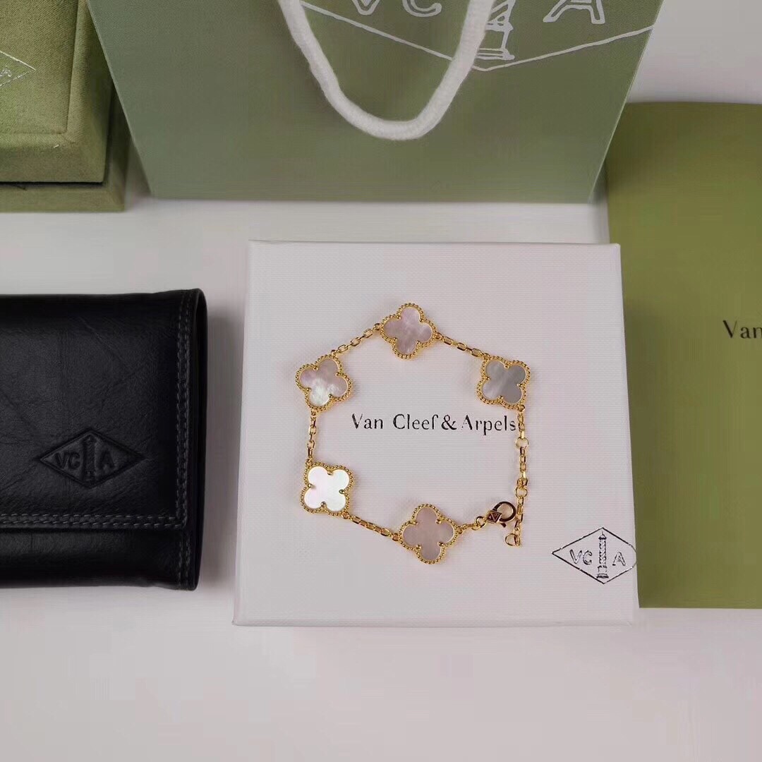 TOP Van Cleef & Arpels Vintage Alhambra Bracelet - 7 Color