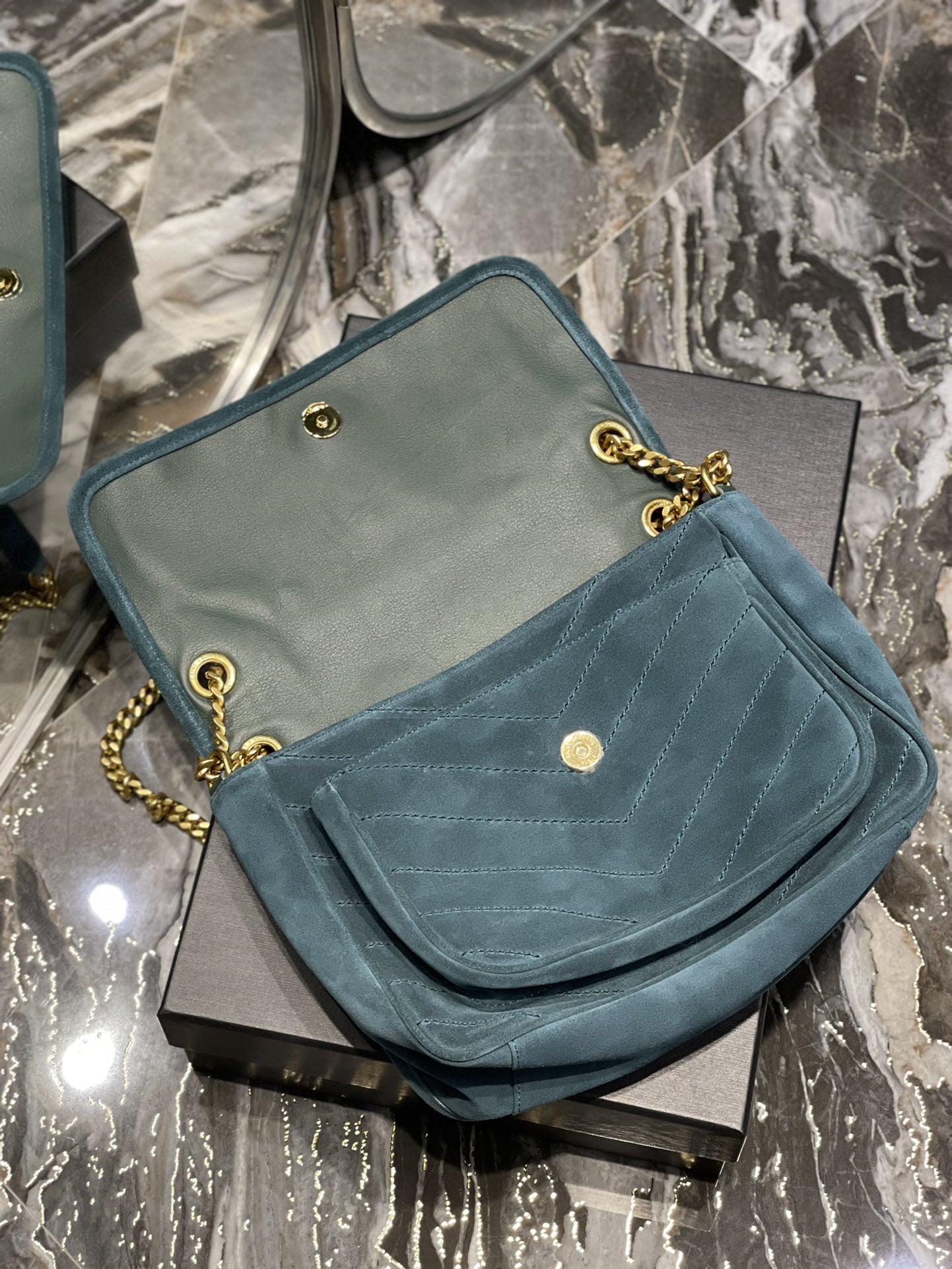 TOP Yves Saint Laurent YSL Niki Medium Suede Bag - Teal