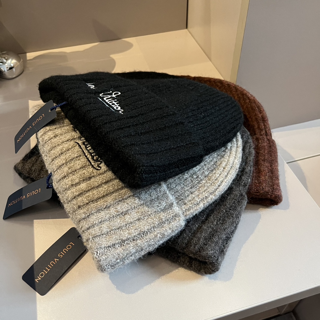 TOP Louis Vuitton LV Knitted Wool Hat - 4 Color
