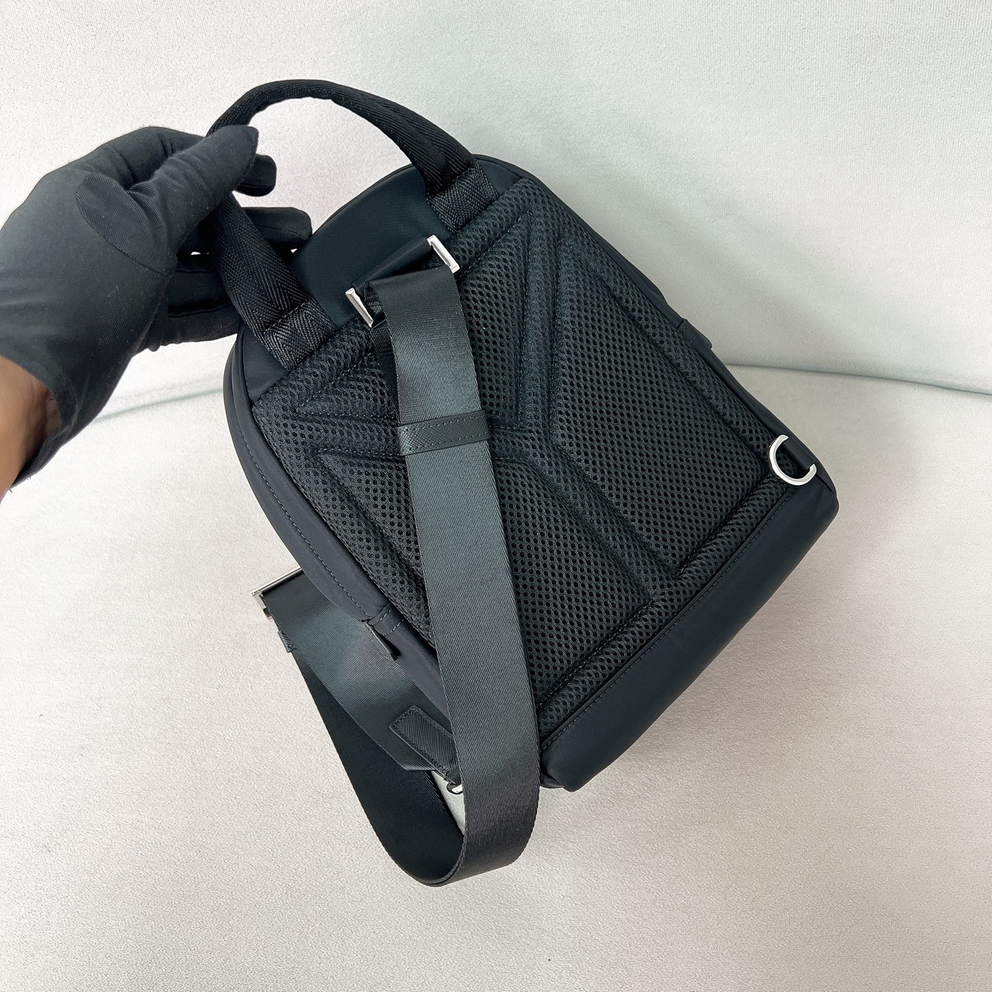 TOP PRADA Re-Nylon and Saffiano Leather Backpack 20x27x8cm - Black