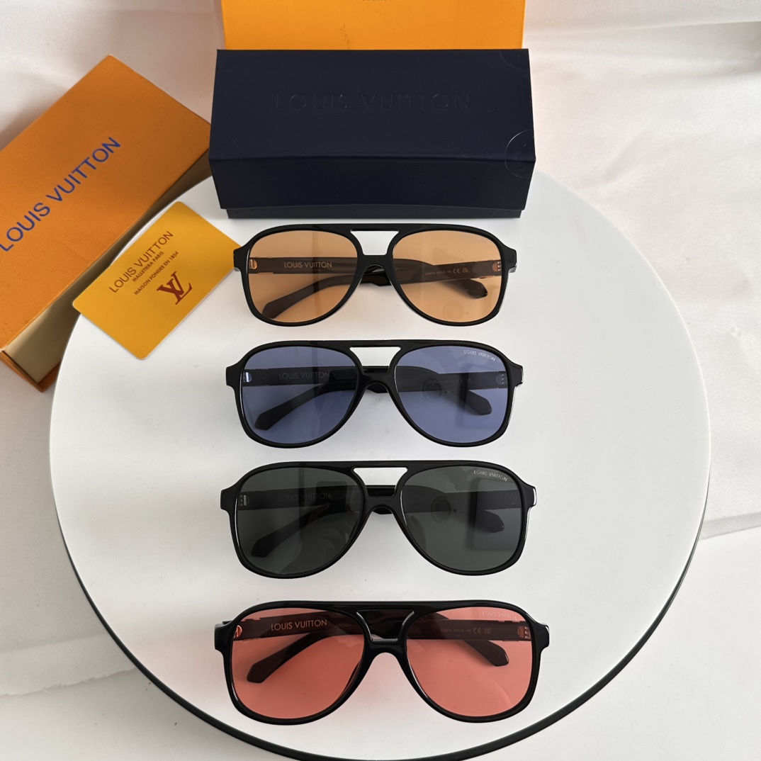TOP Louis Vuitton LV Sunglasses - 4 Color