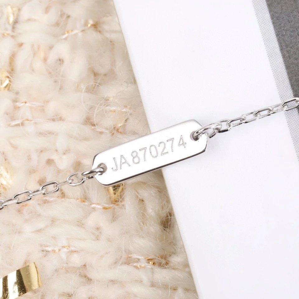 Van Cleef&Arpels VCA turquoise butterfly Necklace