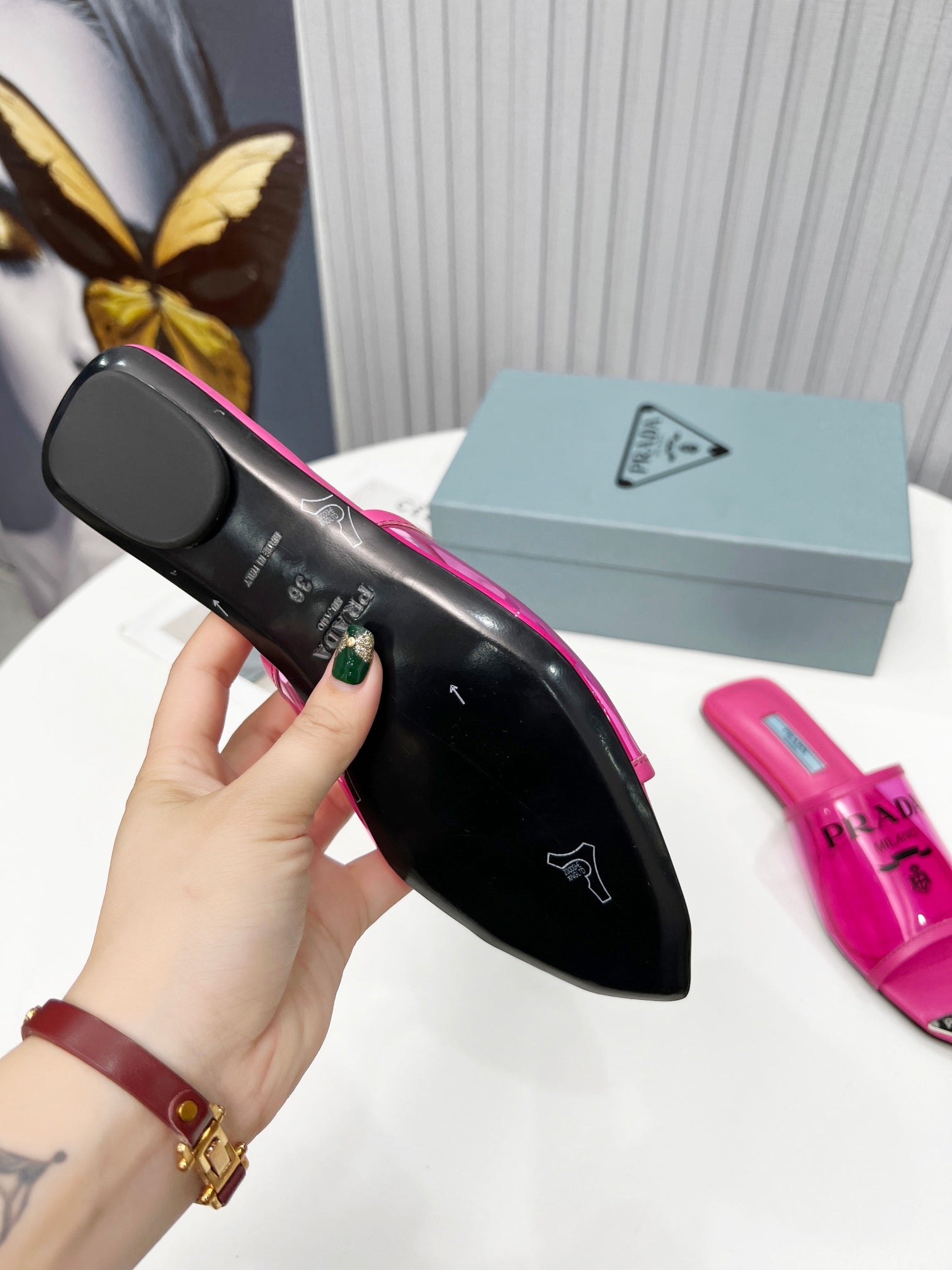TOP PRADA Logo-print Plexiglas Slides - Hot Pink
