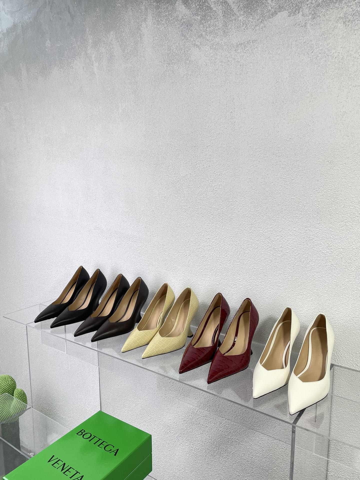 TOP Bottega Veneta BV Wedge Heel Pointed Toe Shoes - 5 Colors - Lambskin