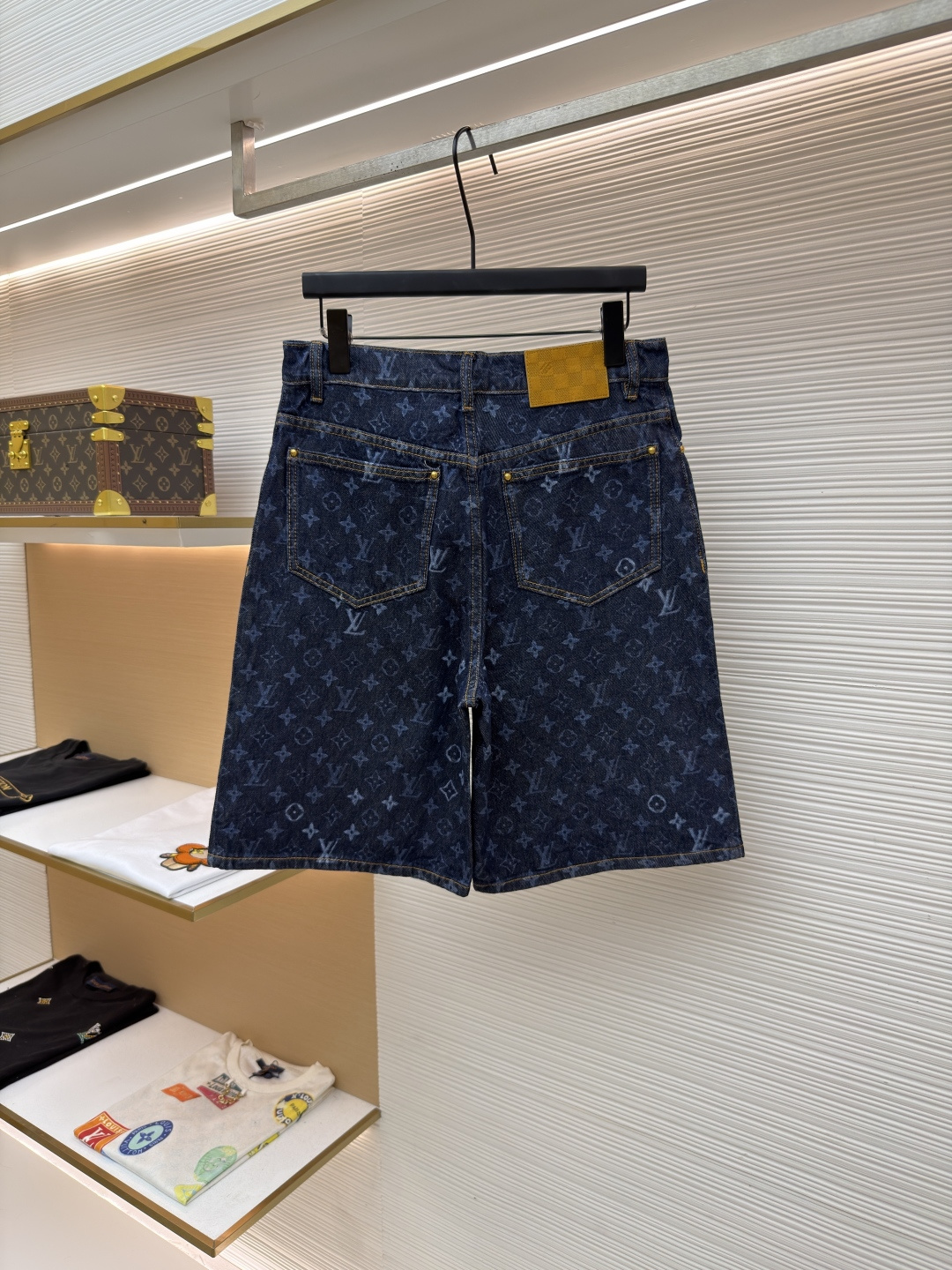 LOUIS VUITTON 字母提花渐变牛仔短裤