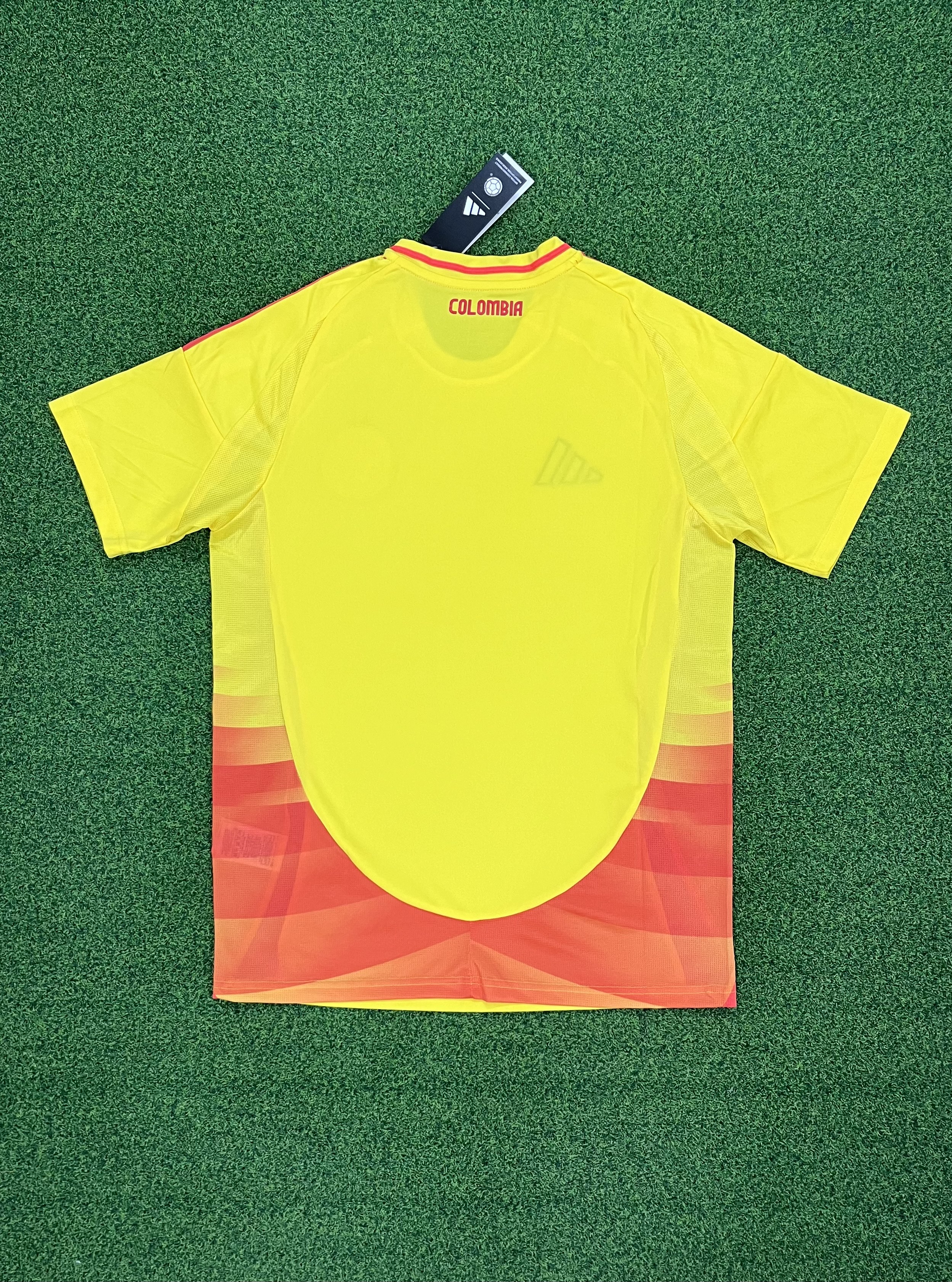 2425 Colombia home  jersey...Player embroidery version