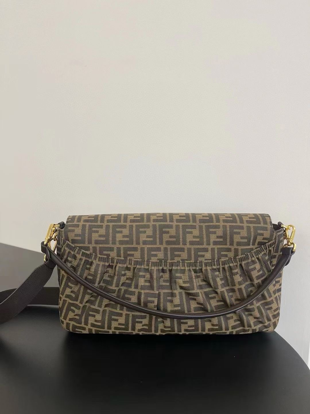 TOP FENDI FF Baguette Bag 40x8x22cm - Brown