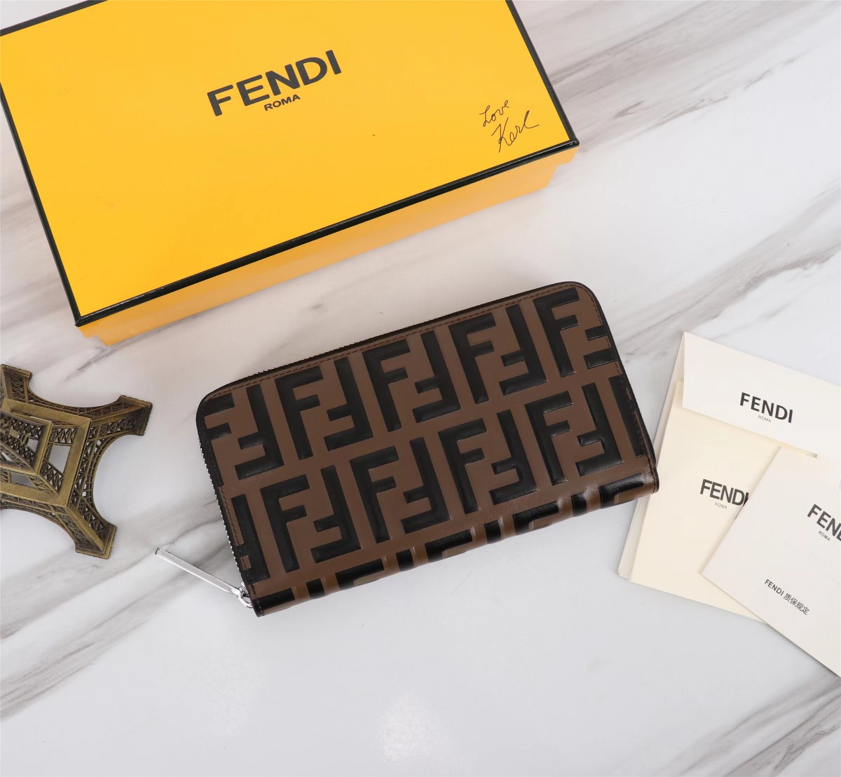 TOP FENDI Leather Wallet