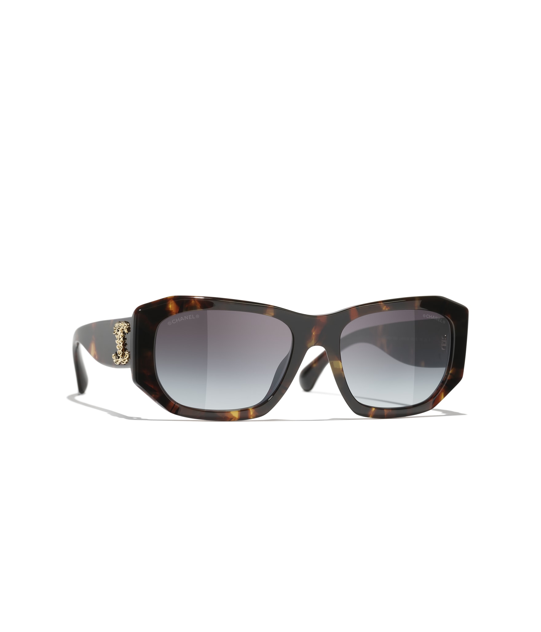 CHANEL Rectangle Sunglasses A71741X02016S