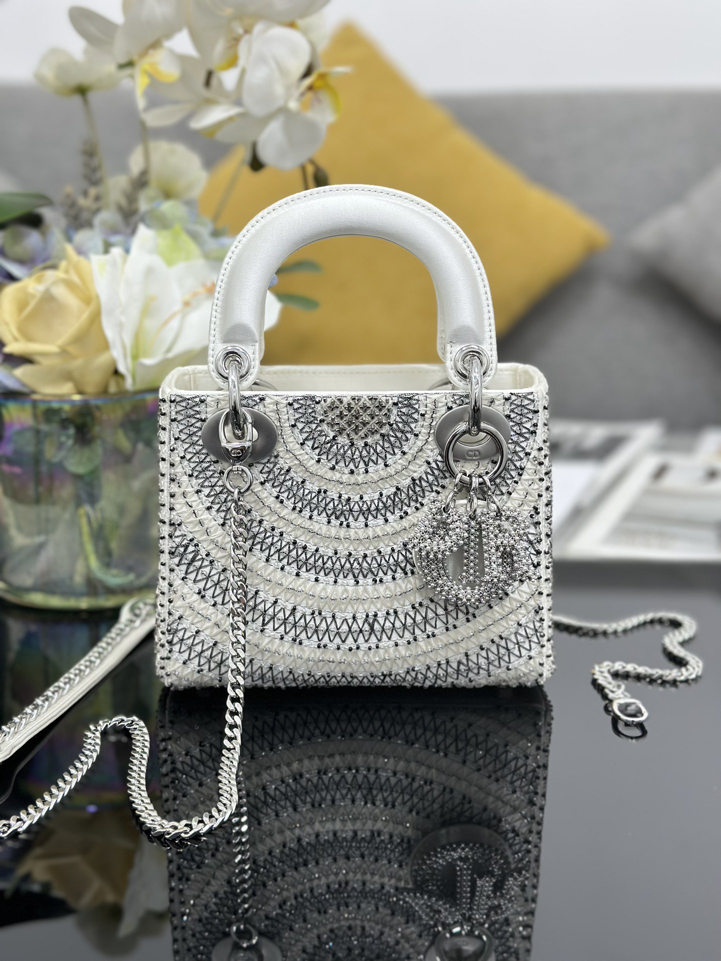 TOP Christian Dior Lady Dior Bag 17x15x7 cm - White