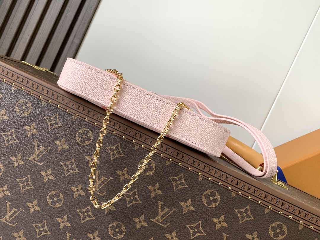 TOP Louis Vuitton LV Easy Pouch Bag Handbag 19*11.5*3cm - Pink