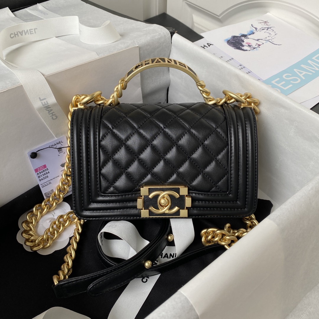 TOP CHANEL Metal handle Lambskin Le Boy Bag 20cm/25cm - Black & GHW