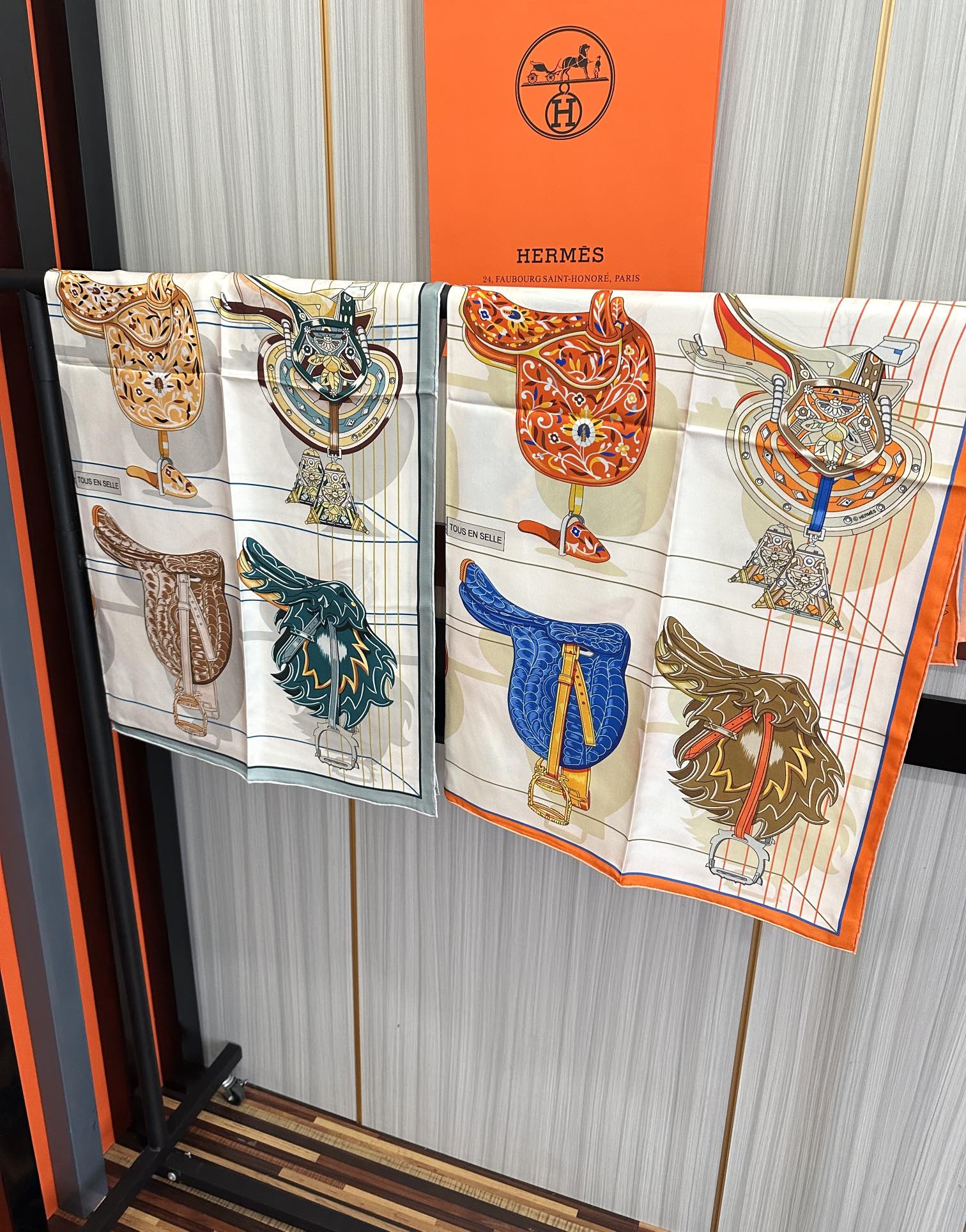 TOP HERMES Square Silk  Scarf 90x90cm - 2 Colors