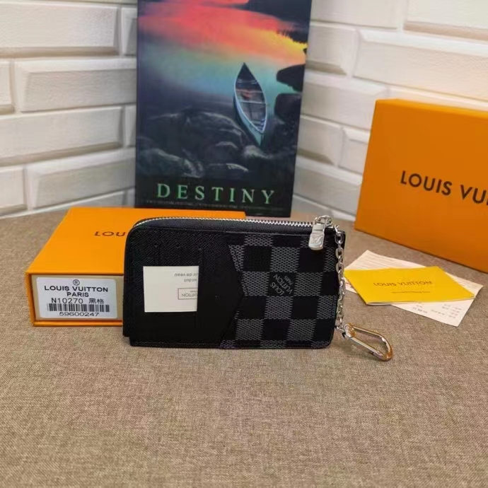 TOP Louis Vuitton LV LV Compact Key Wallet - Monogram