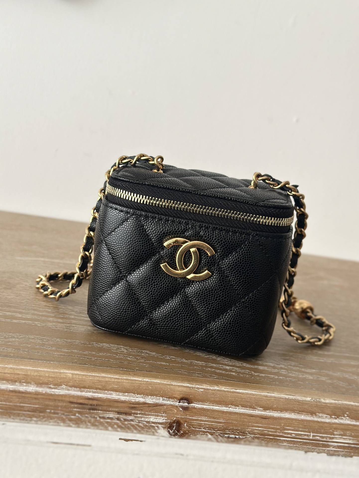 TOP CHANEL Vanity Case 8.5x10.5x7cm/8x16x9.5cm -  Black