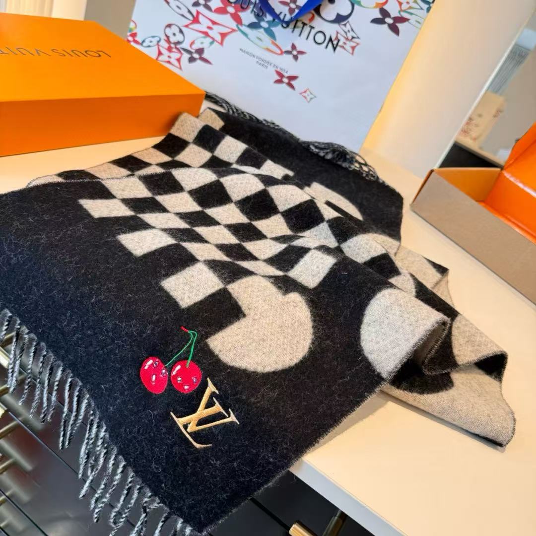 Louis Vuitton Cherry checkerboard scarf (Replica)