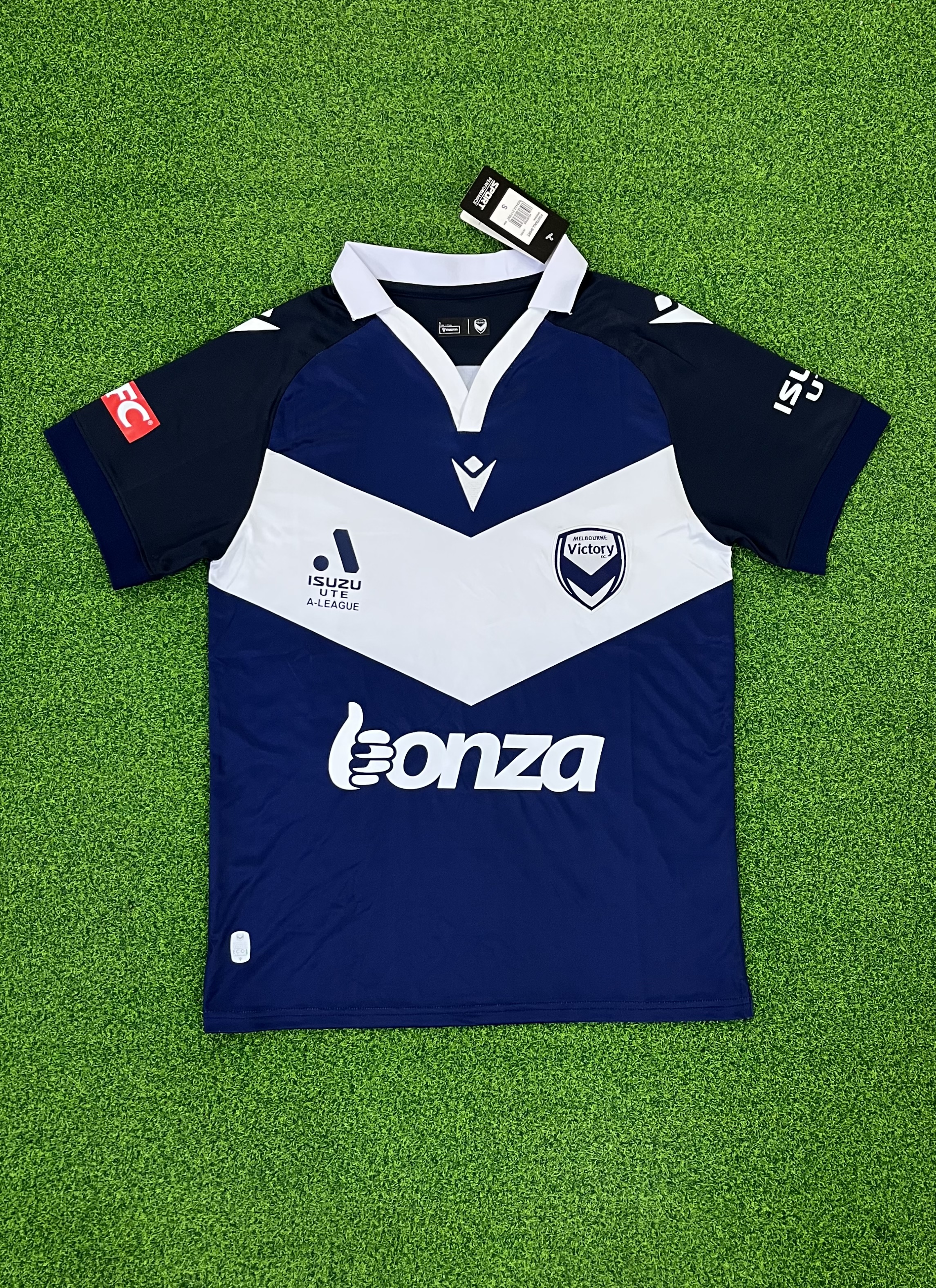 2425 Melbourne Victory  home  jersey.Player embroidery version