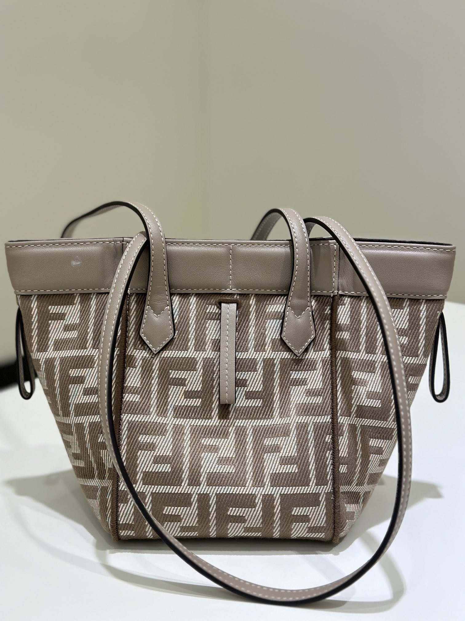 TOP FENDI Origami Folding Bag 15*15*19cm - Brown