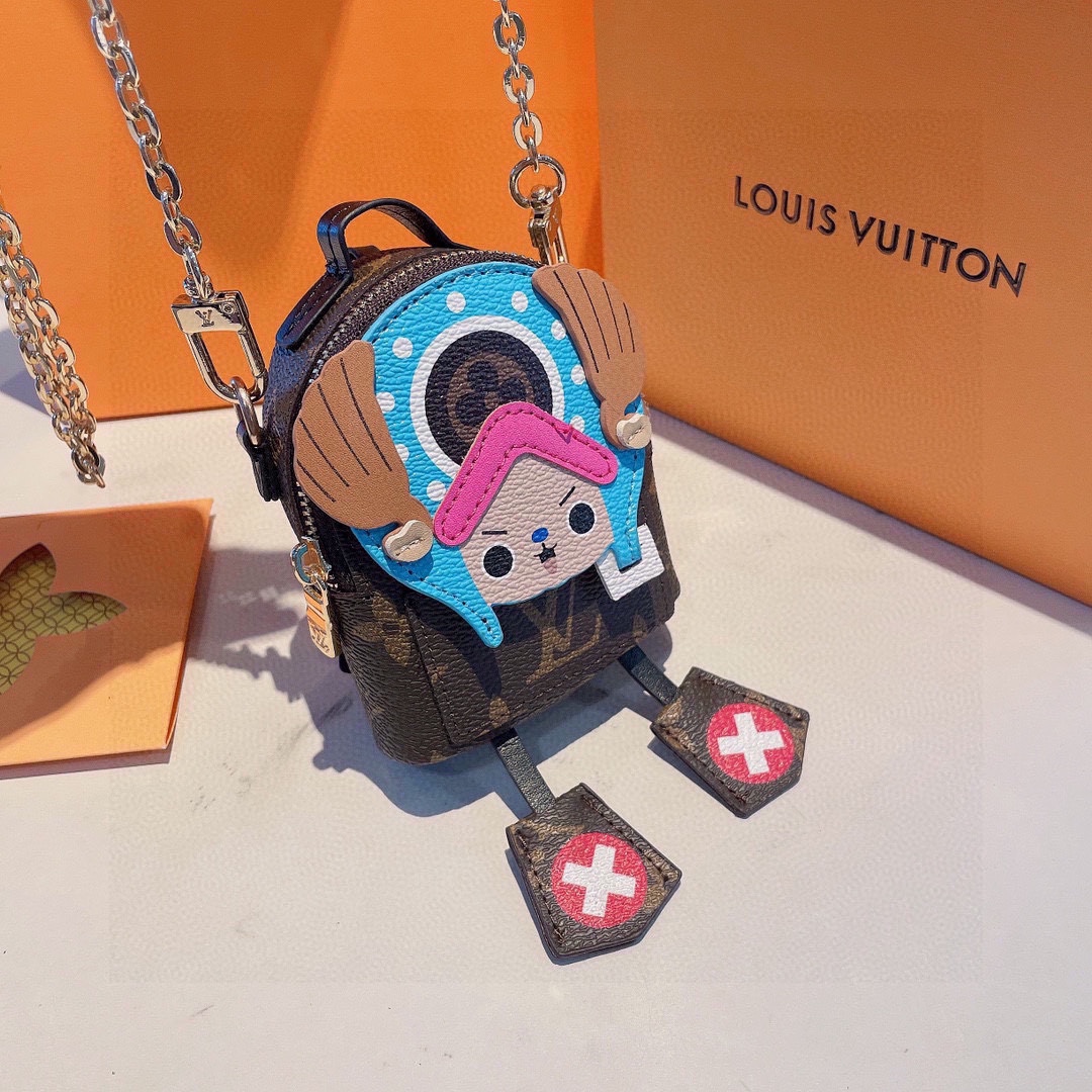 TOP Louis Vuitton LV Exclusive Keychain Pendant - 2 Colour