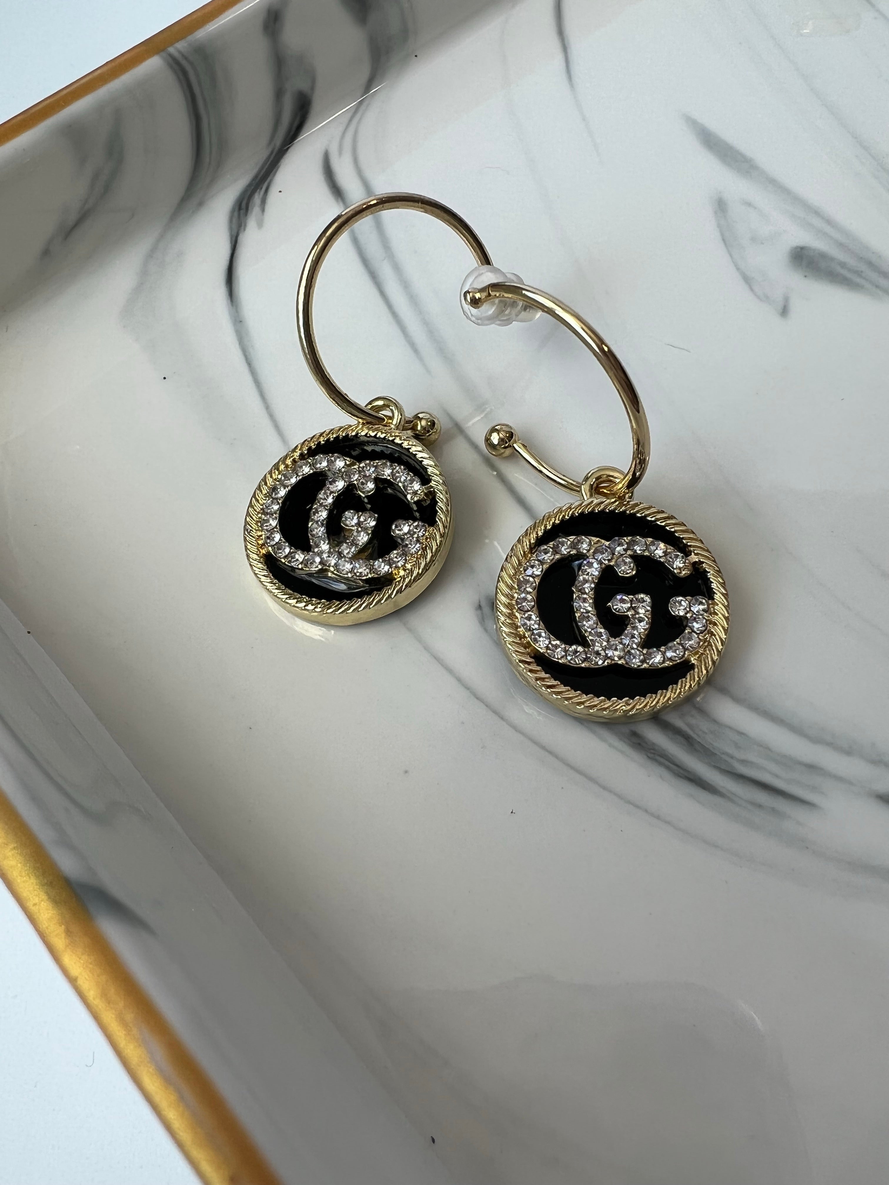 TOP GUCCI Dangle Round Earrings - Black w Stones