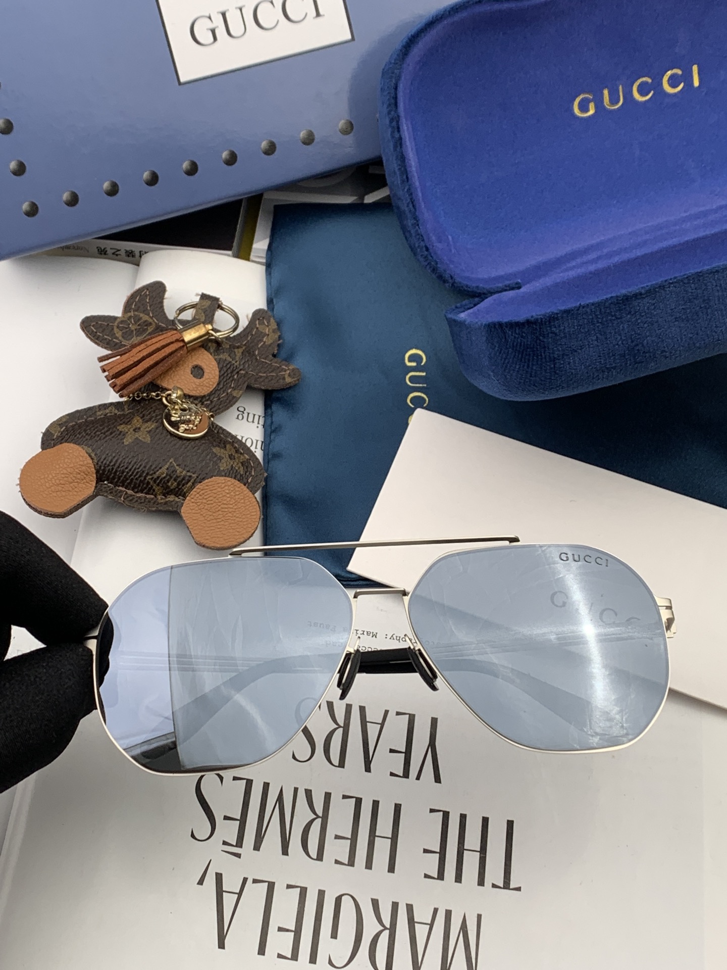 TOP GUCCI Polygonal Sunglasses Couple Style for  Men And Women - 3 Colors