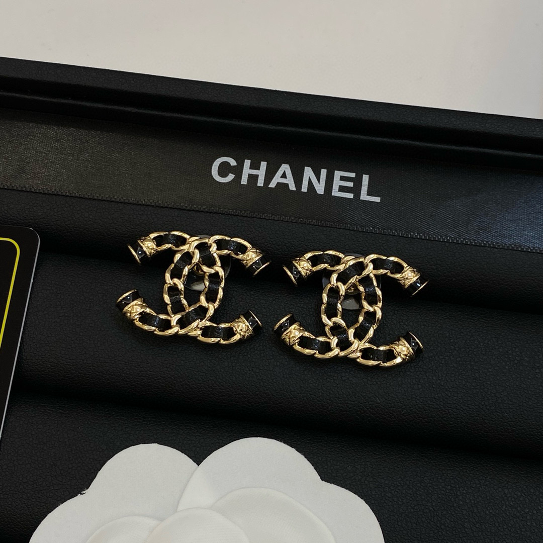 TOP CHANEL Earrings - Collection