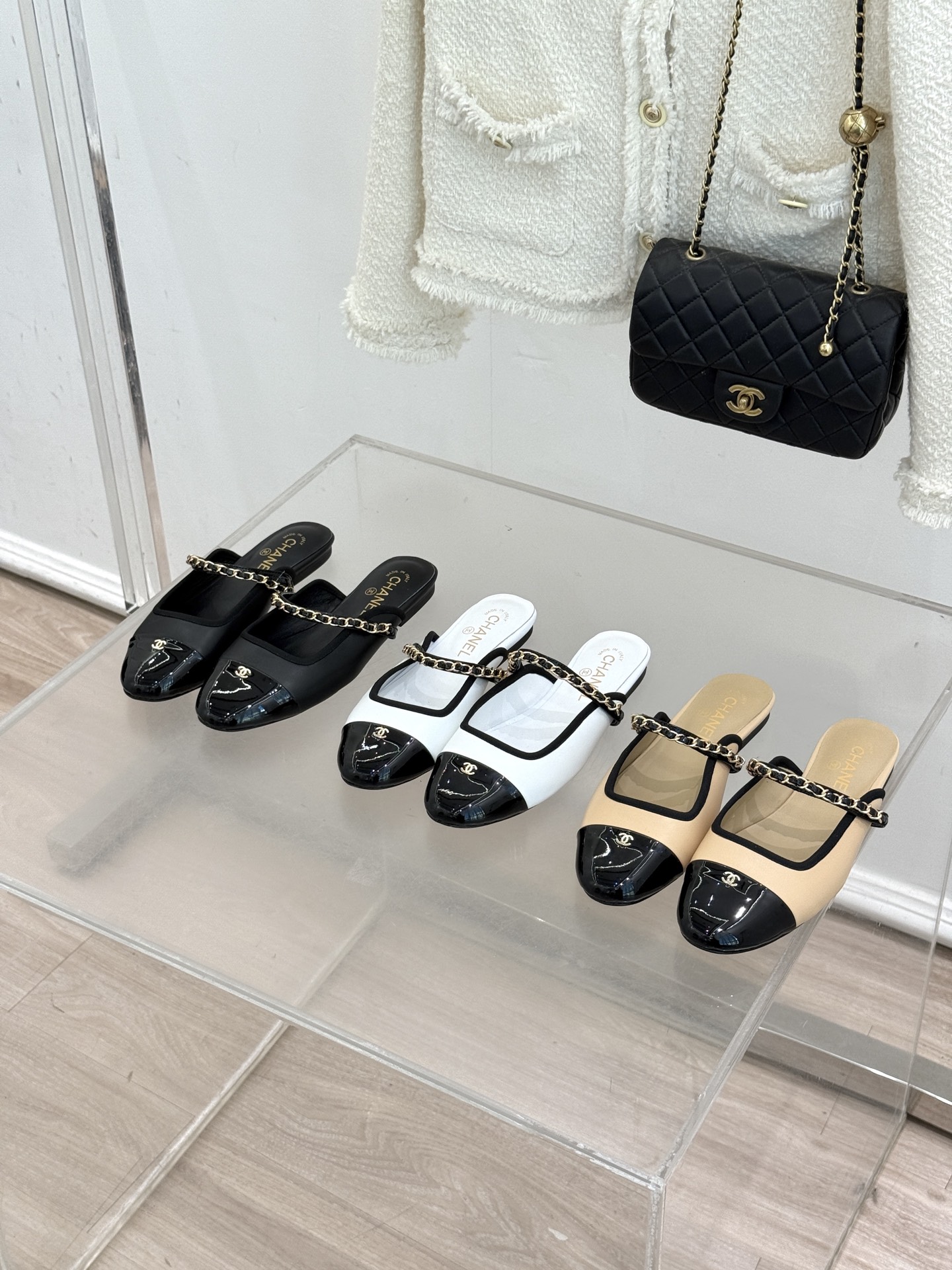 TOP CHANEL CC Flat Slides - 3 Color