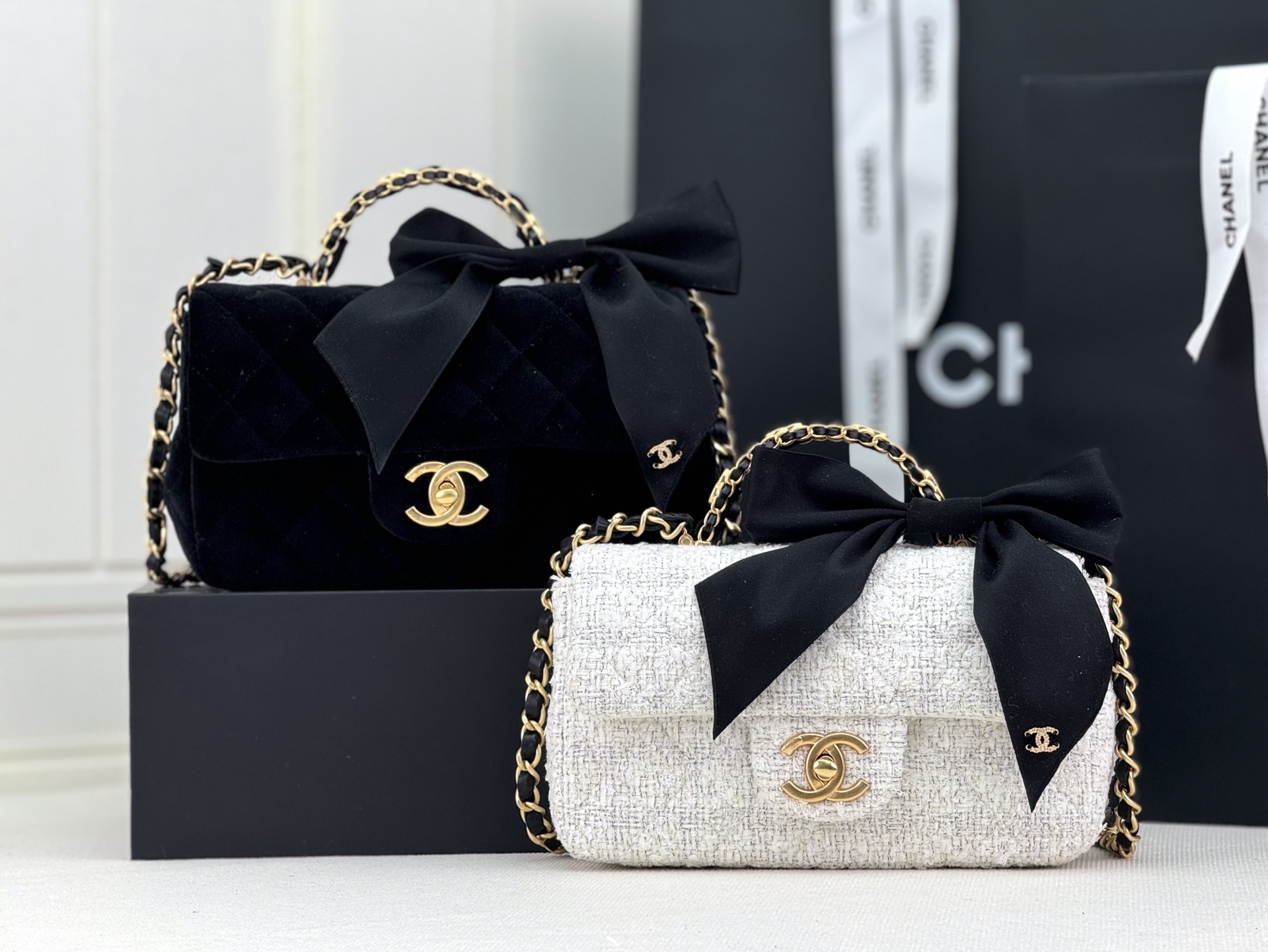 TOP CHANEL Flap Bag with Handle 20x13x6cm - 2 Color