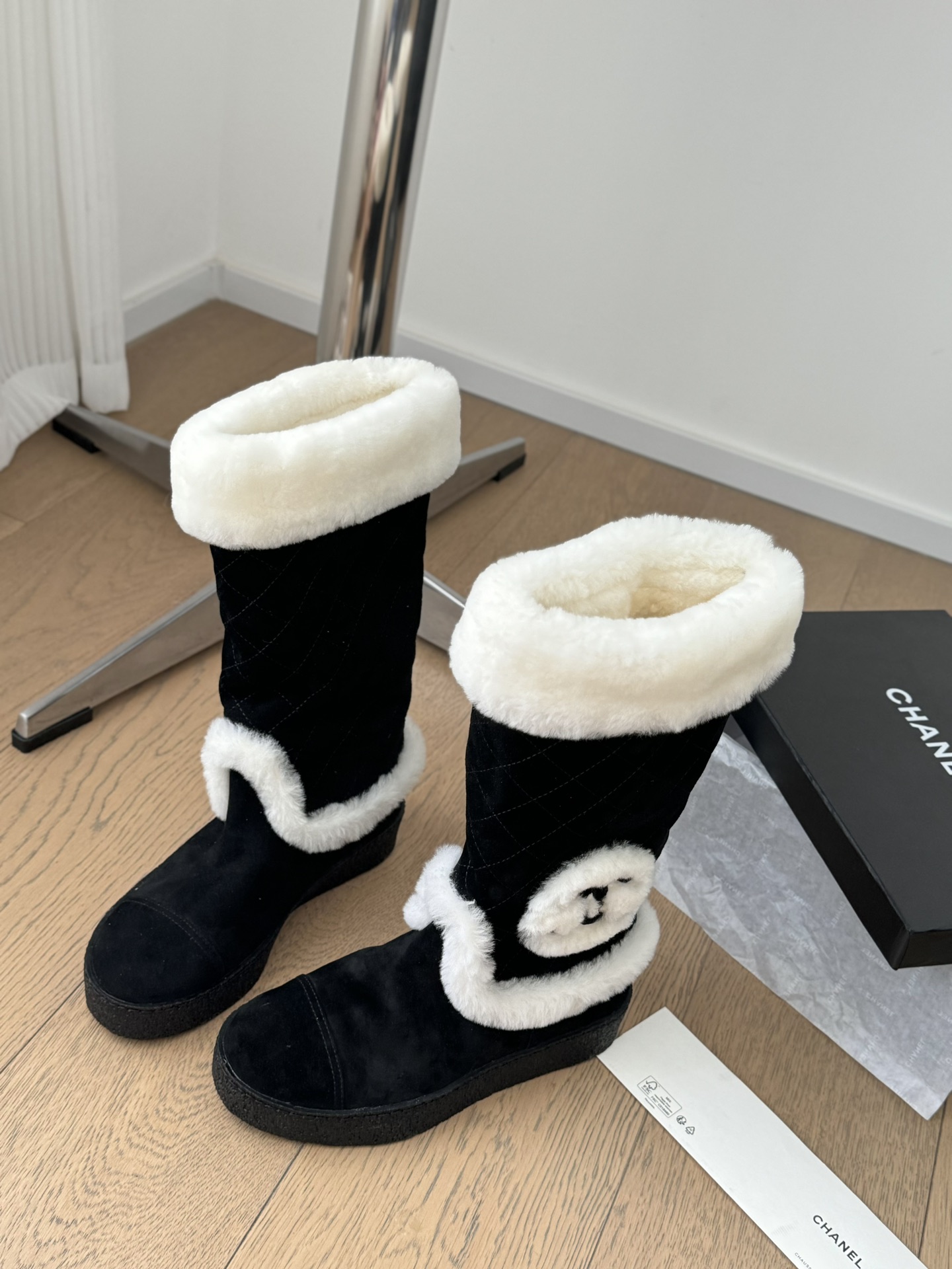TOP CHANEL Wool Boots - 2 Color
