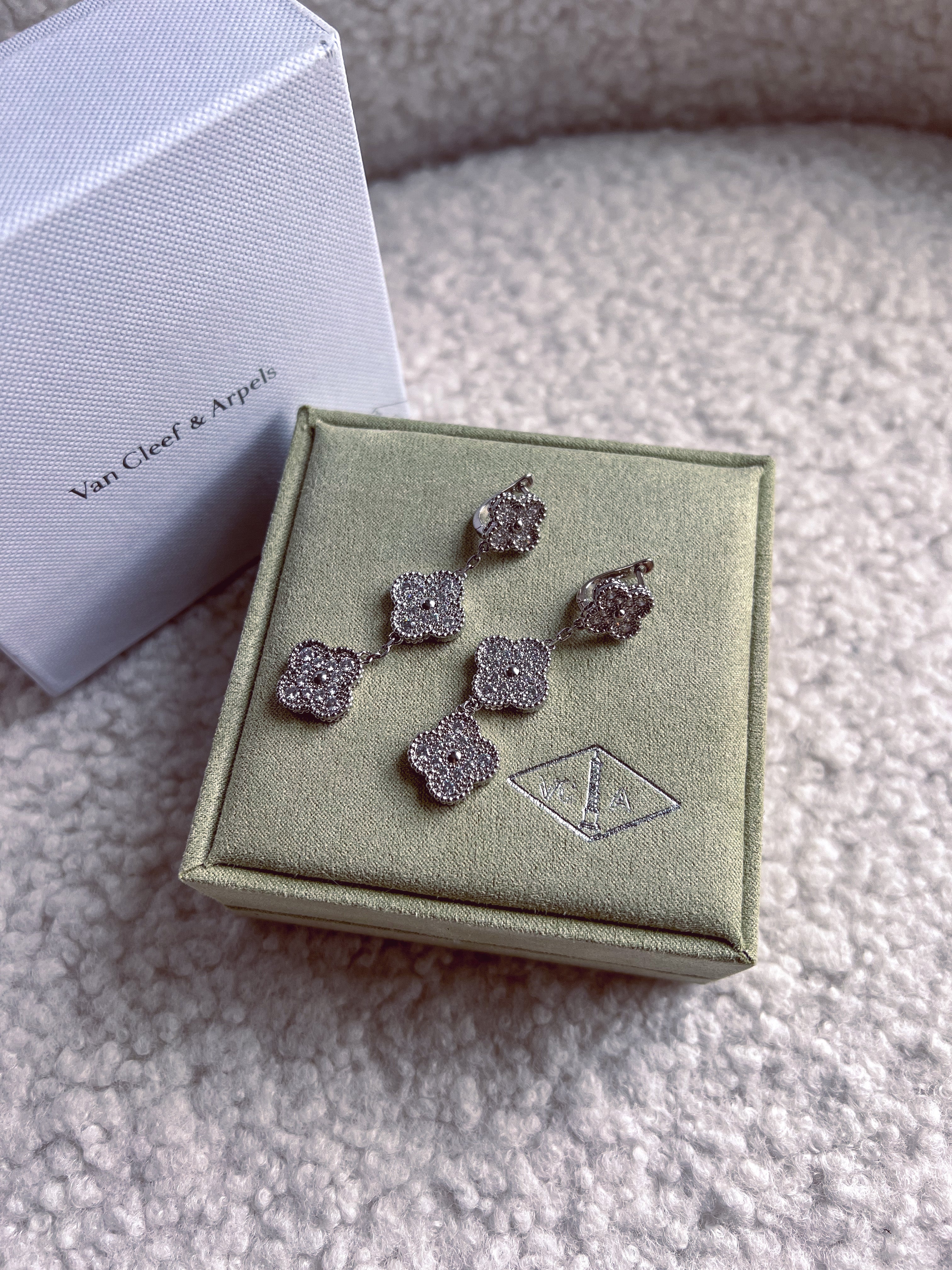 TOP Van Cleef & Arpels VCA Tri-Motifs Earrings w Stones - Silver