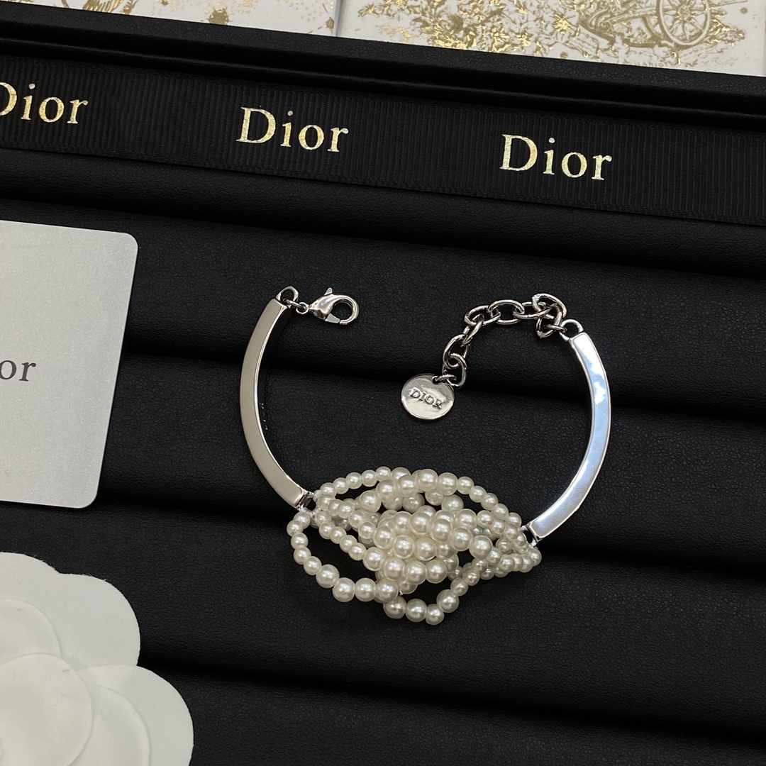 TOP Christian Dior CD Bracelet - 2 Colors