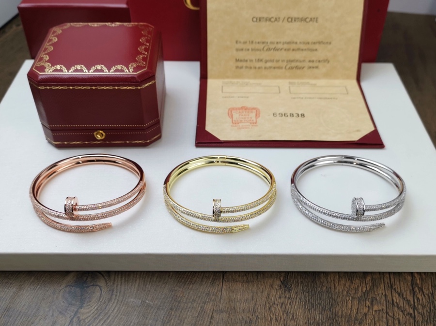 TOP Cartier Juste un Clou Bracelet - 3 Color