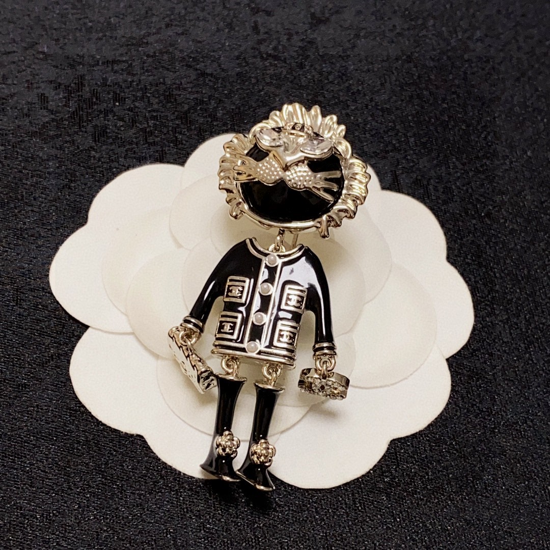 TOP CHANEL Coco Lion  Brooch - Black