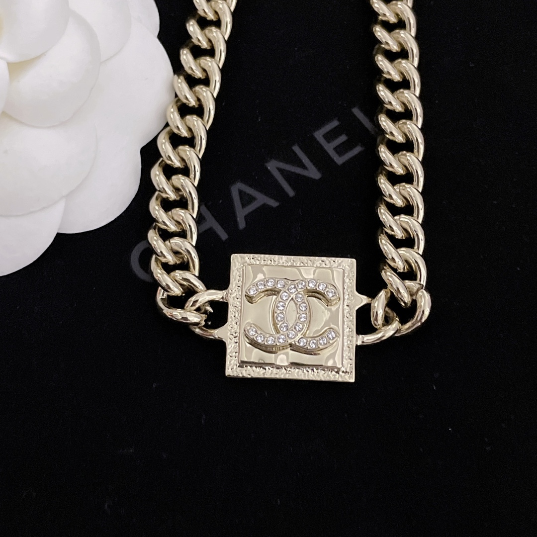 TOP CHANEL Metal Chain Rope Square Choker