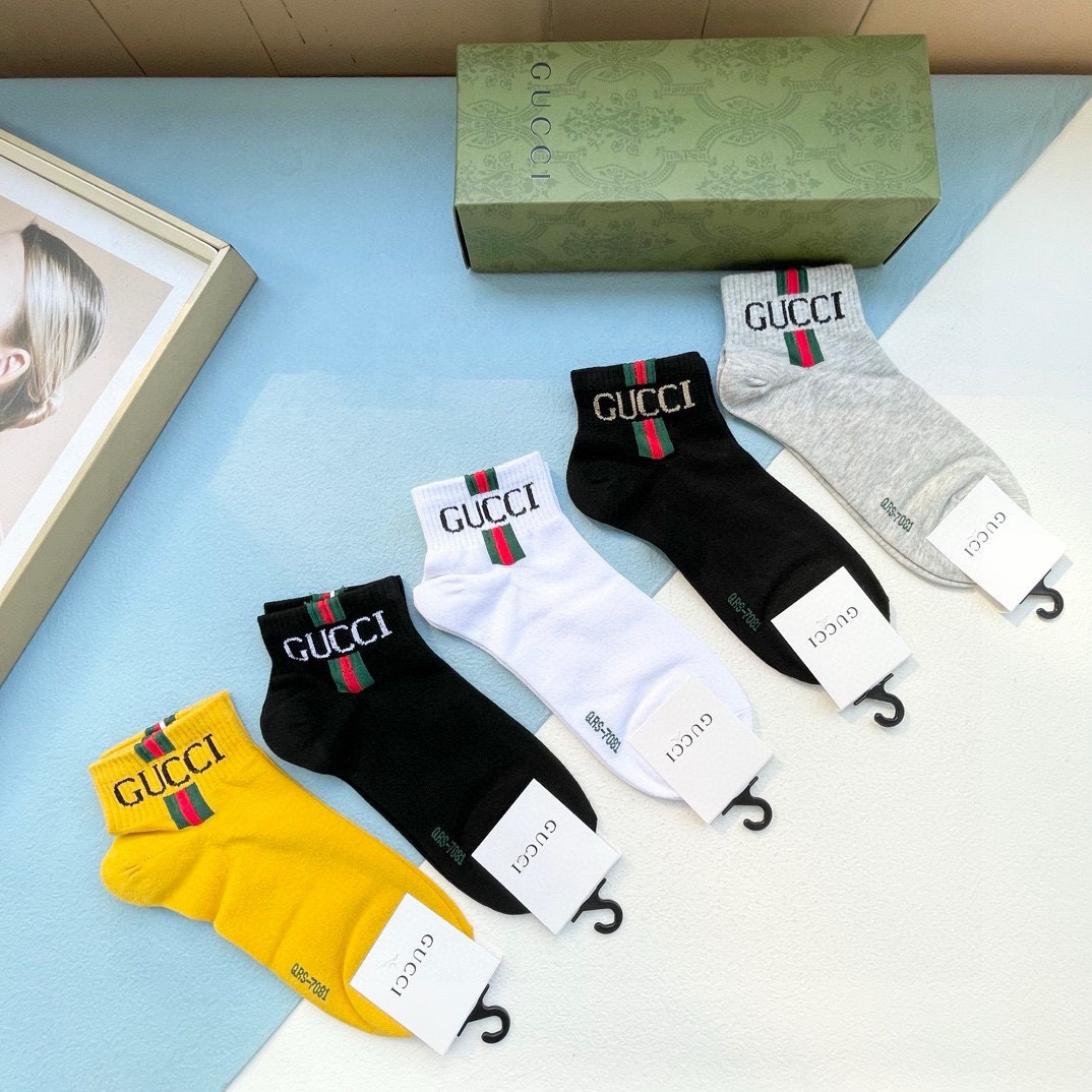 TOP GUCCI Socks - 5 Pieces as a Set